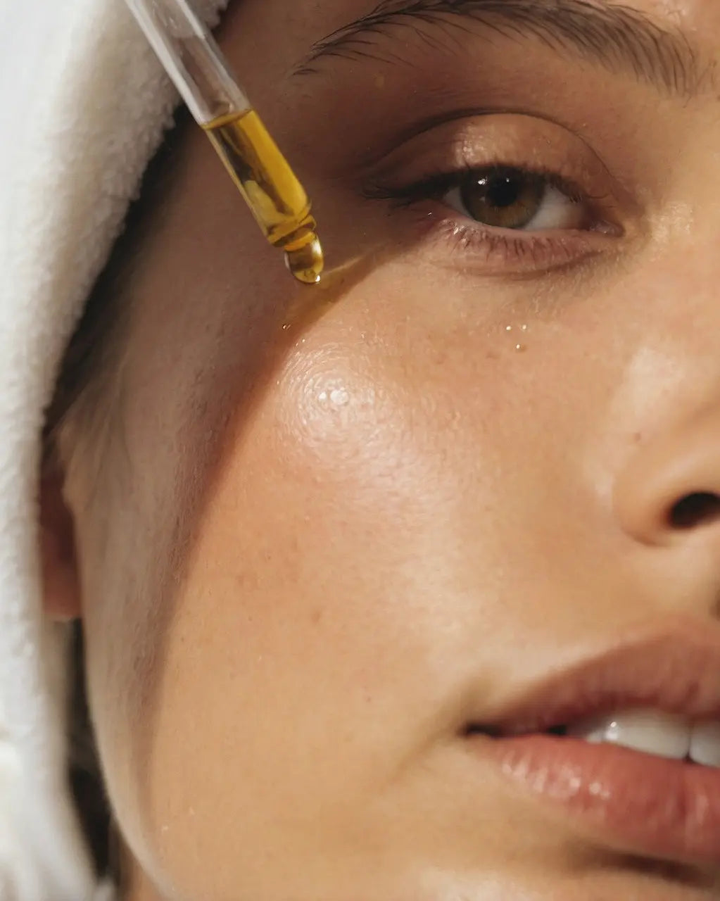 7 Transformative Treatments for Achieving a Youthful Glow at Home